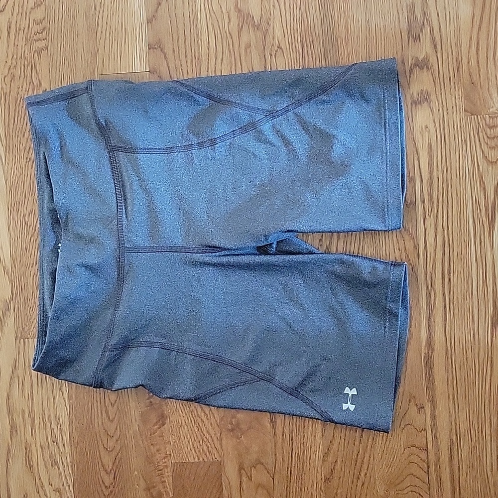 Under Armour Compression Shorts Size Small